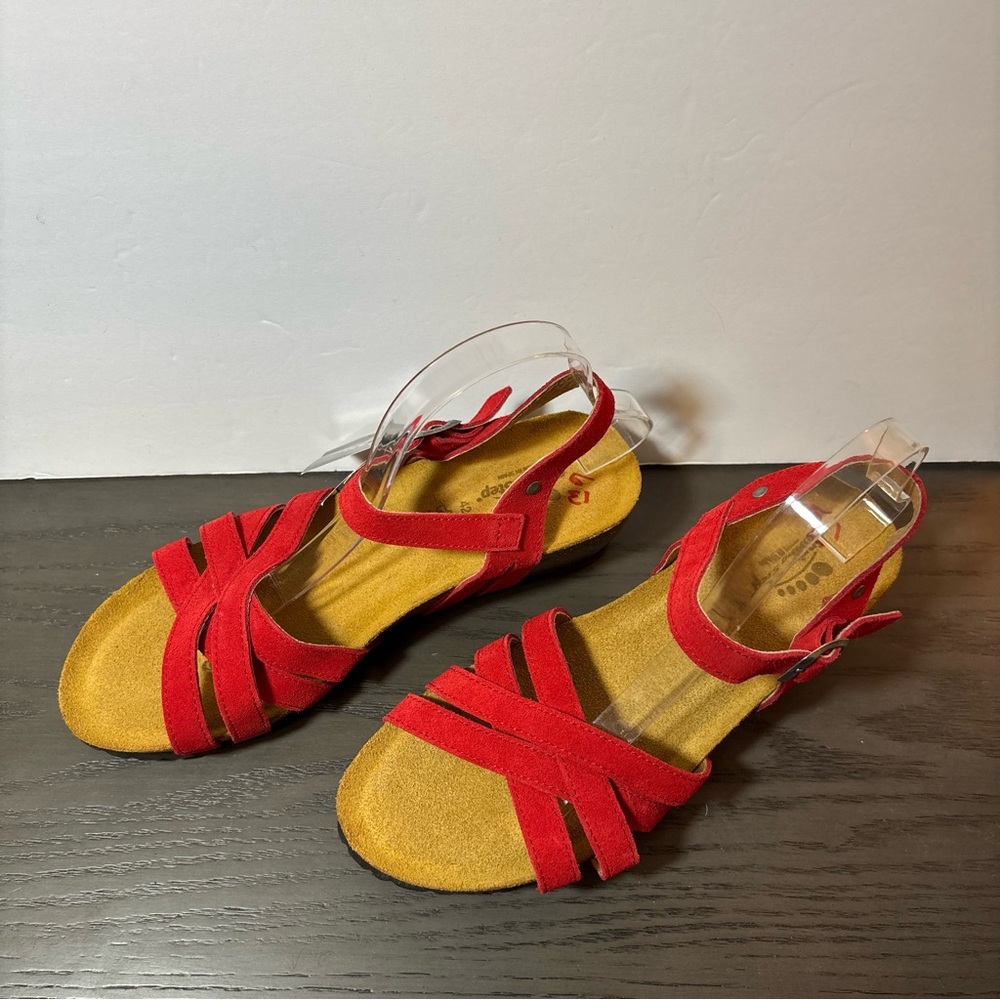 NWT Spring Step Red Strappy Summer Wedge Sandals Size 42